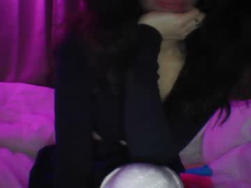 Bbycowgurl Chaturbate stream image from April 29, 2025