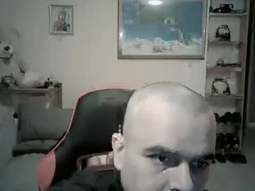 Edic13 Chaturbate stream image from April 29, 2025