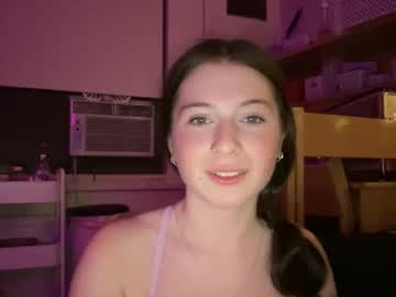 Graceh0lt Chaturbate stream image from April 29, 2025