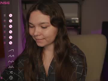 Alicesweetlove Chaturbate stream image from April 29, 2025