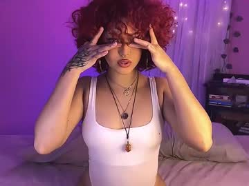 Curls_Emma Chaturbate stream image from April 29, 2025