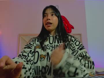 Hollie_Tay Chaturbate stream image from April 29, 2025