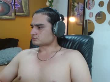 Nicki_Little Chaturbate stream image from April 29, 2025