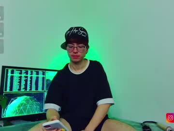 T0n3r Chaturbate stream image from April 29, 2025