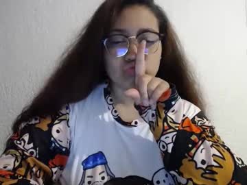 Isabella_Blummm Chaturbate stream image from April 29, 2025