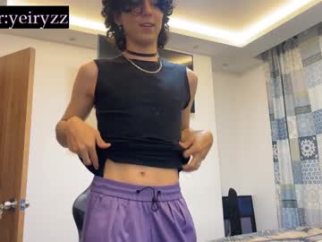 Yeiryzzz Chaturbate stream image from April 29, 2025