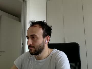 Hhombre Chaturbate stream image from April 29, 2025