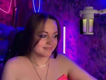 Izabella_Sun Chaturbate stream image from April 29, 2025