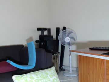 Africanquee2 Chaturbate stream image from April 29, 2025