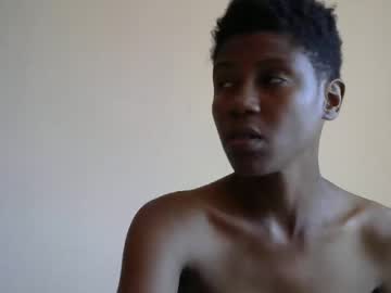 Moonlight_222 Chaturbate stream image from April 29, 2025