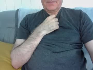 Pussyslav33 Chaturbate stream image from April 29, 2025