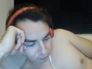 Zenthelion Chaturbate stream image from April 29, 2025