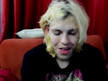 Emoslut_ Chaturbate stream image from April 29, 2025