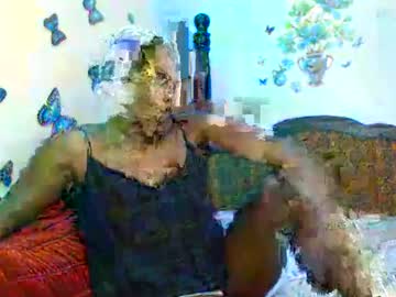 Noirvixen Chaturbate stream image from April 29, 2025