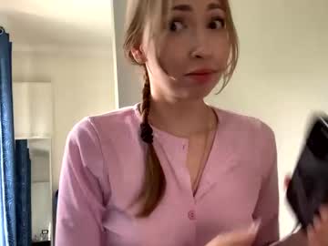 Nyxakitten Chaturbate stream image from April 29, 2025