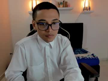 Shyboy69_ Chaturbate stream image from April 29, 2025
