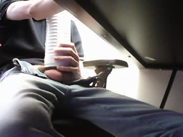 Xpeter_Sl Chaturbate stream image from April 29, 2025