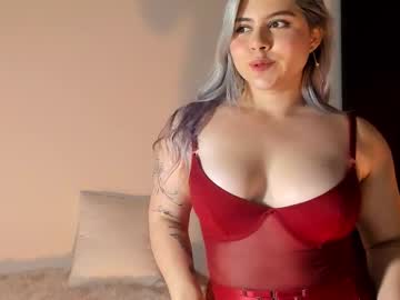 Alissonjoneess Chaturbate stream image from April 29, 2025