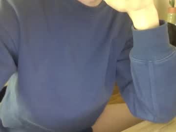 Mxmbeaufort Chaturbate stream image from April 29, 2025