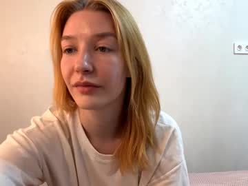 Whitneygross Chaturbate stream image from April 29, 2025