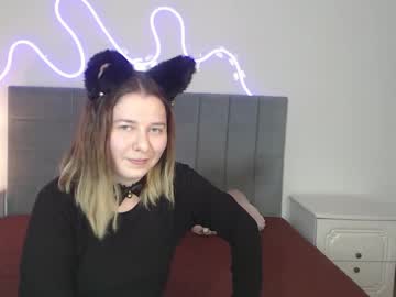 Michellewipe Chaturbate stream image from April 29, 2025