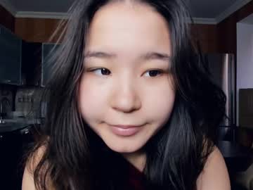 Brown_Eyes_Dolphin Chaturbate stream image from April 29, 2025