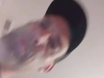 Coxj83370 Chaturbate stream image from April 29, 2025