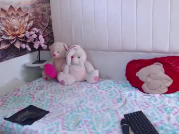 Rossyevanss_ Chaturbate stream image from April 29, 2025