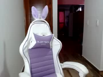 Tatianaez22 Chaturbate stream image from April 29, 2025