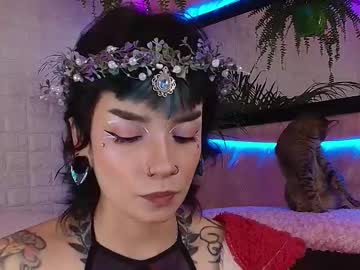 Mamushka_ Chaturbate stream image from April 29, 2025