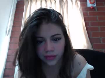 Alaina_Blessed Chaturbate stream image from April 29, 2025