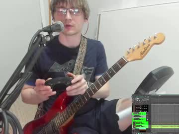 Yoshe47 Chaturbate stream image from April 29, 2025
