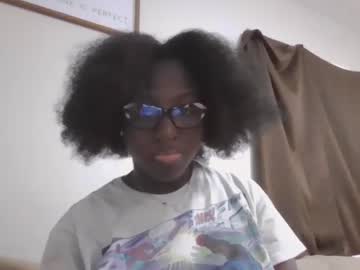 Beauty_Blackqueen Chaturbate stream image from April 29, 2025