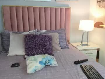 Jasmineross_1 Chaturbate stream image from April 29, 2025