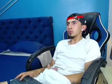 Scottaress Chaturbate stream image from April 29, 2025