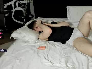 Simonwnl Chaturbate stream image from April 29, 2025