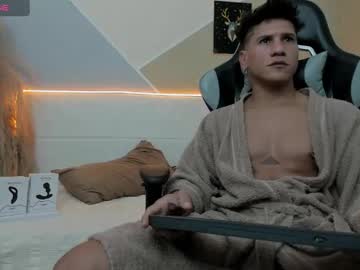 Adriano_Bigcock Chaturbate stream image from April 29, 2025
