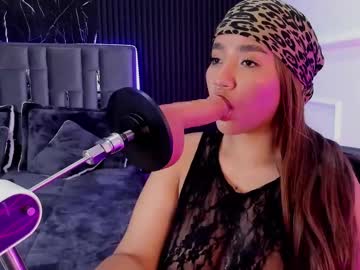 Aisharoux Chaturbate stream image from April 29, 2025