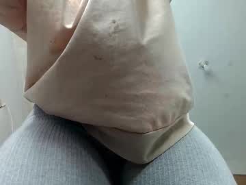 Missjulieta1 Chaturbate stream image from April 29, 2025