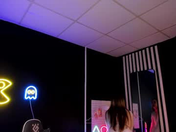 Stacy_Moor_ Chaturbate stream image from April 29, 2025