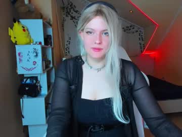 Alicecaseyy Chaturbate stream image from April 29, 2025