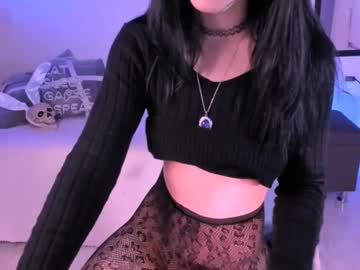 Isabella525 Chaturbate stream image from April 29, 2025