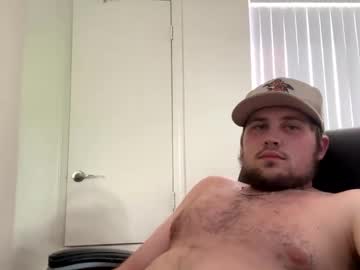 Jstooboy Chaturbate stream image from April 29, 2025