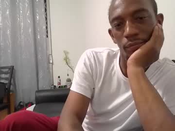 Byrdmanro Chaturbate stream image from April 30, 2025