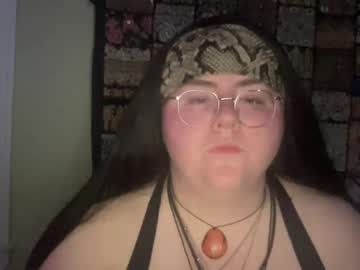 Chubbybeauty444 Chaturbate stream image from April 30, 2025
