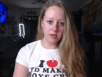 Haleygss Chaturbate stream image from April 30, 2025