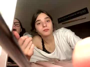 Rawbay Chaturbate stream image from April 30, 2025