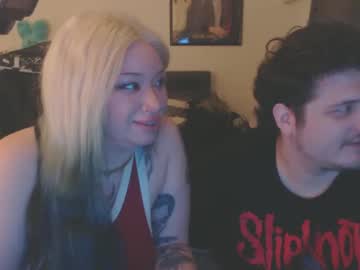 Bearfucksbunny Chaturbate stream image from April 30, 2025