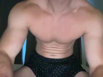 Brand815 Chaturbate stream image from April 30, 2025