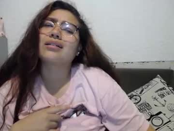 Isabella_Blummm Chaturbate stream image from April 30, 2025